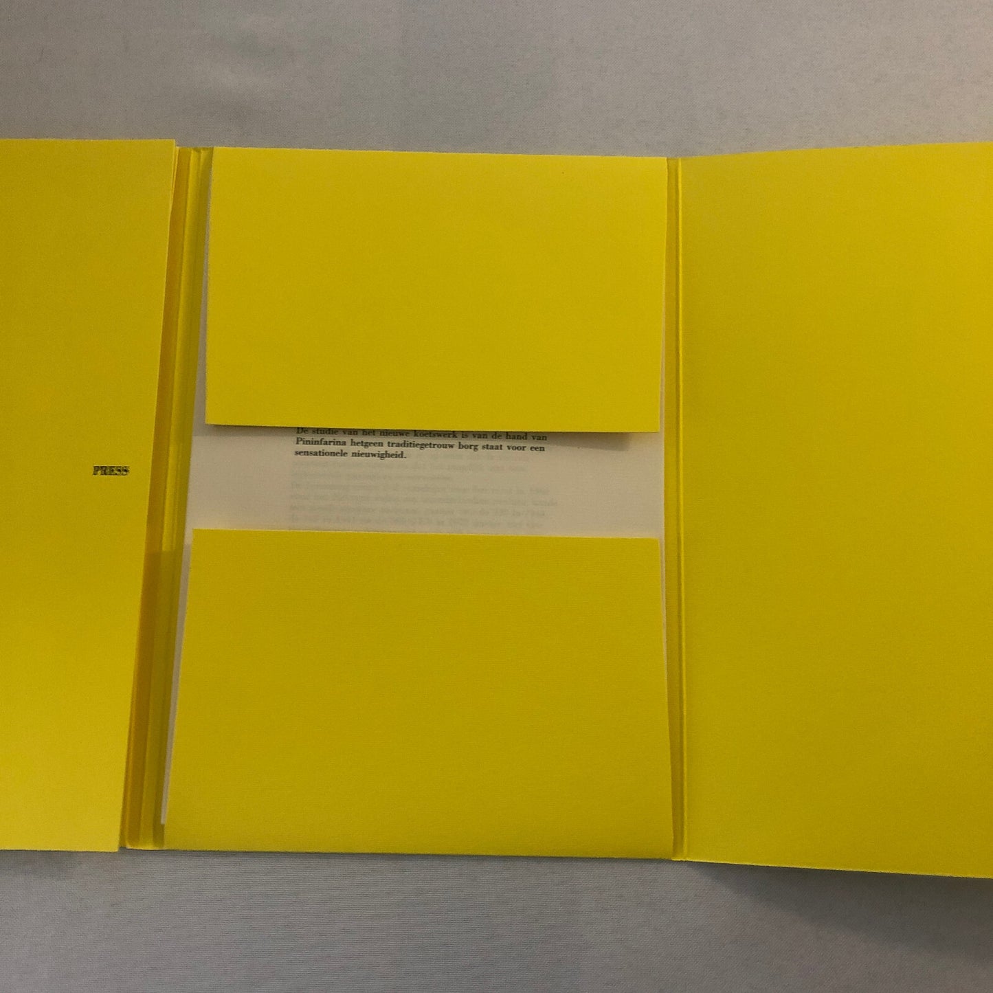 Ferrari 456GT 2+2 Car Press Kit Brochure Photos Original 456 GT DUTCH TEXT