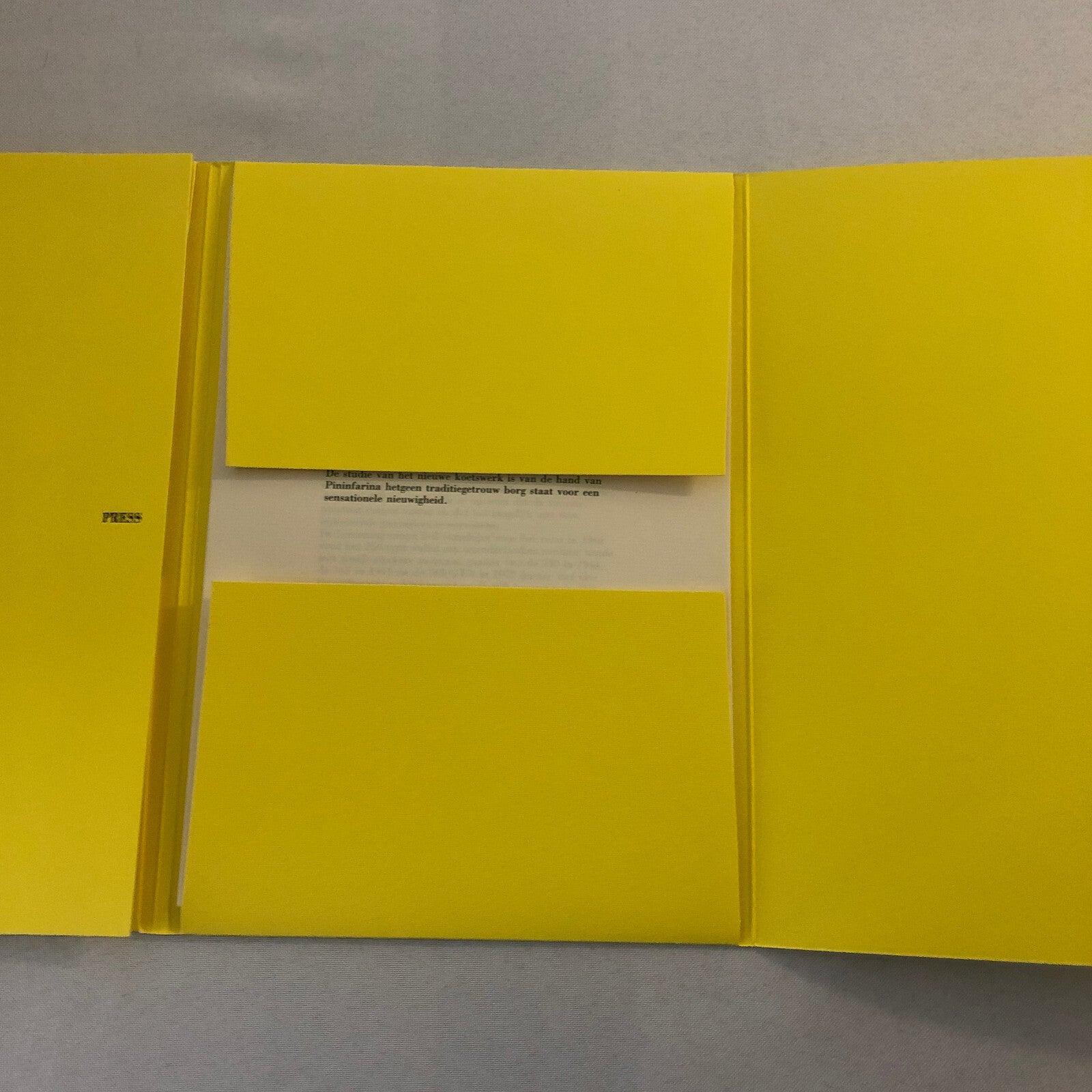 Ferrari 456GT 2+2 Car Press Kit Brochure Photos Original 456 GT DUTCH TEXT