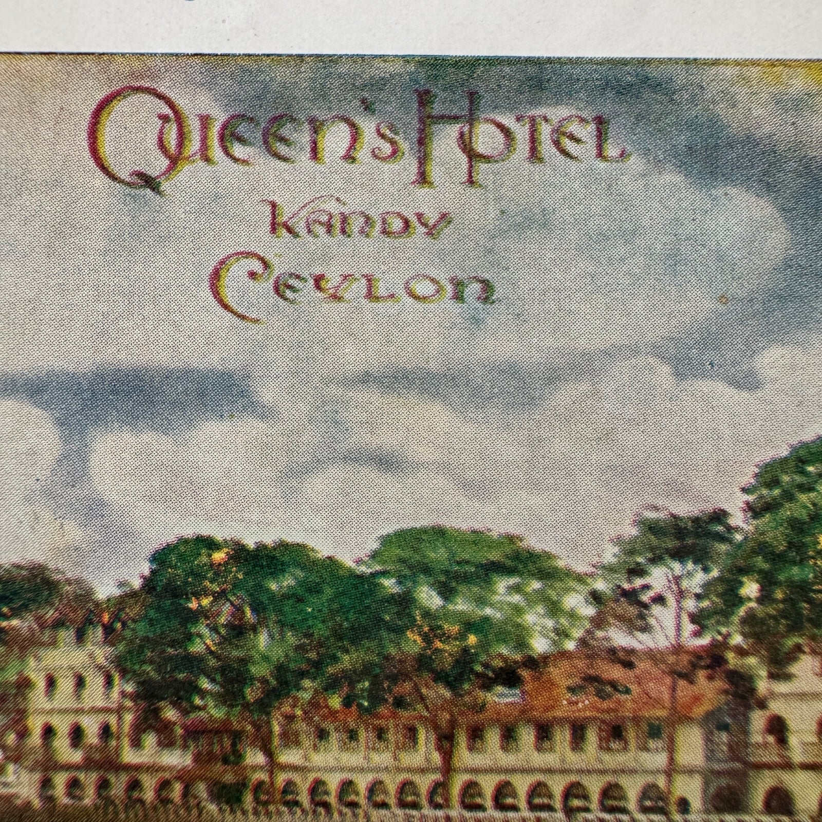 Vintage Hotel Travel Luggage Label Queen's Hotel Kandy Ceylon Sri Lanka