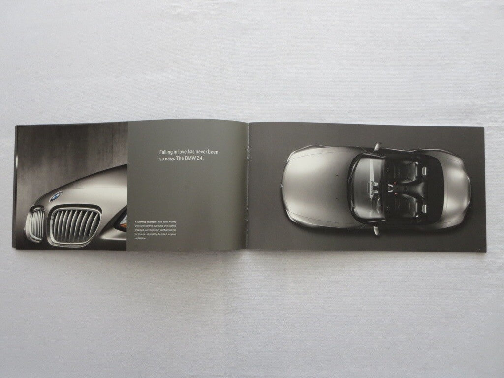 2002 BMW Z4 Sales Brochure Catalog Advertising Z4 2.5i Z4 3.0i