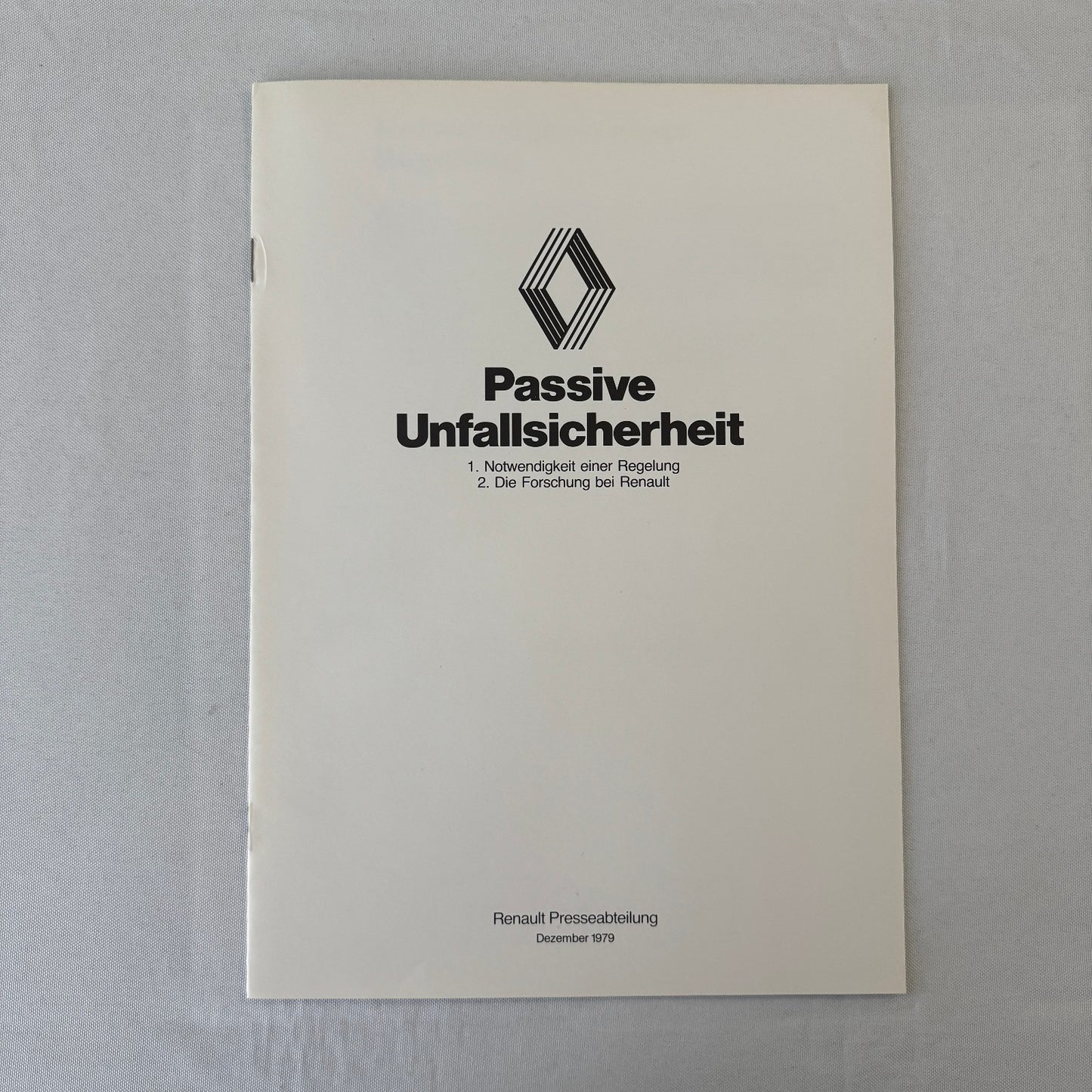 1980 Renault 5 Safety Testing Car Press Kit Brochure Photos Vintage GERMAN Text