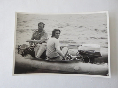 Vintage 1972 Photograph Photo Grand Prix Driver Carlos Reutemann Boat Evinrude