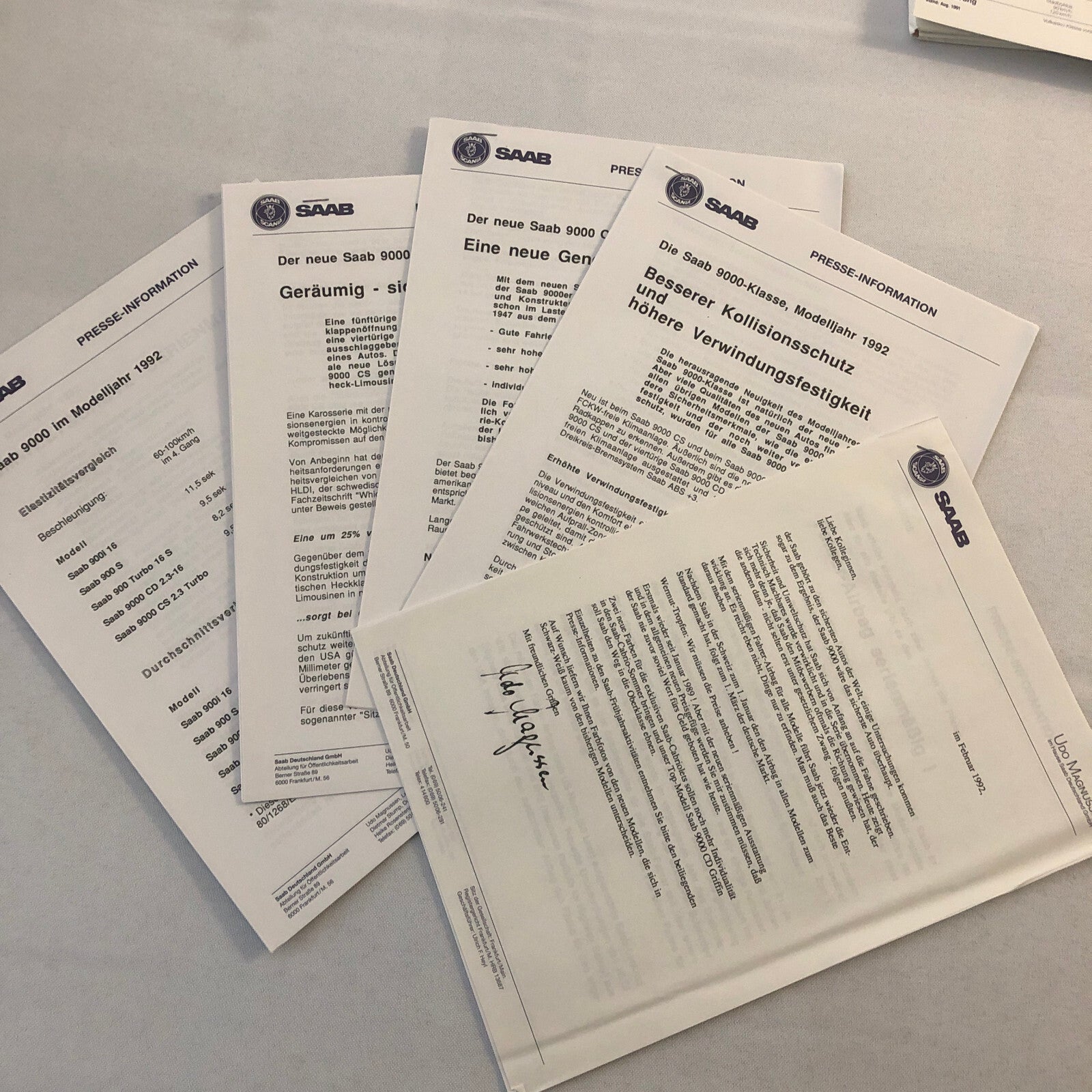 1992 Saab 9000 Car Press Kit Brochure Photos German Text
