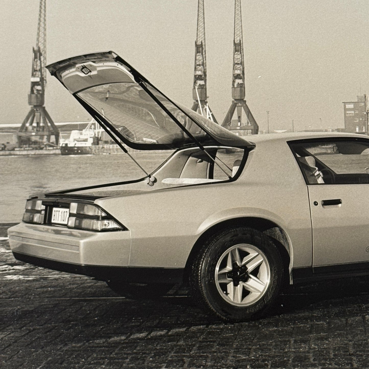Chevrolet Camaro Z28 E Factory Press Publicity Photo Photograph Print Chevy