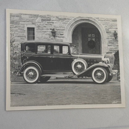 1932 Oldsmobile Deluxe Sedan Car Automobile Vintage Image Modern Print