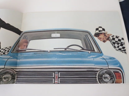 1960s Ford Cortina Sales Brochure Advertising Catalog FRENCH Canadian 