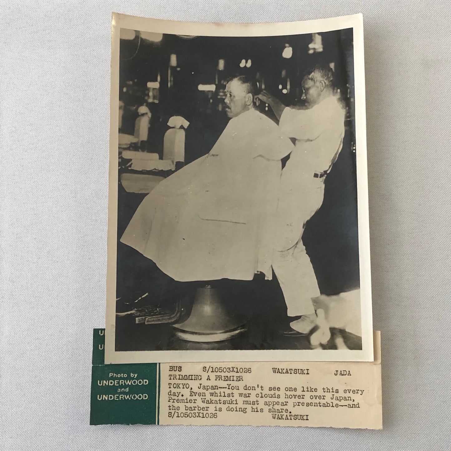 Press Photo Photograph Japanese Premier Wakatsuki Reijirō Haircut Barber