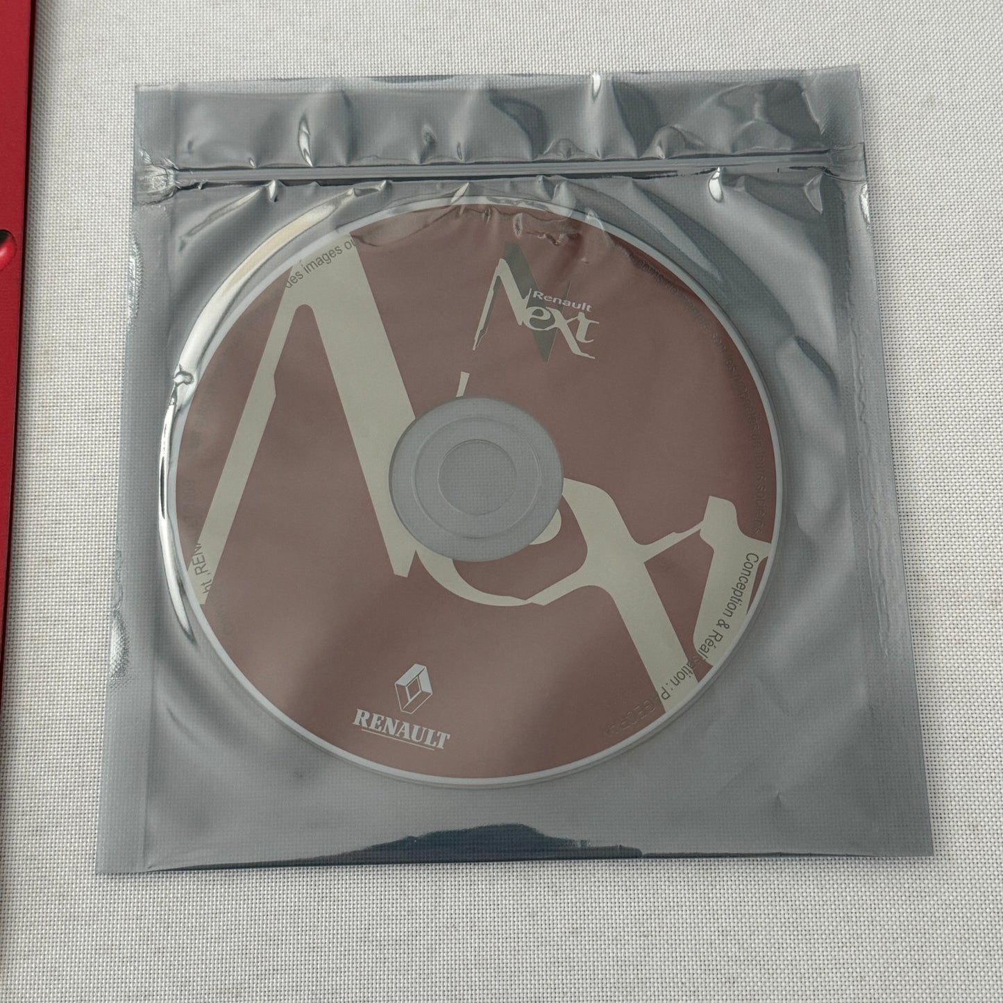 2000 Renault Next Factory Brochure Magazine German Text Concept Cars