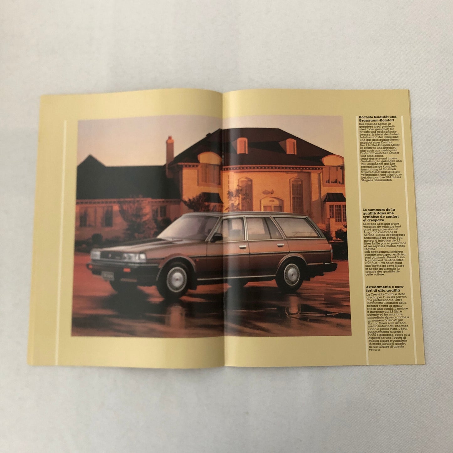 Toyota Cressida Car Sales Brochure Catalog Kombi Wagon German Italian French