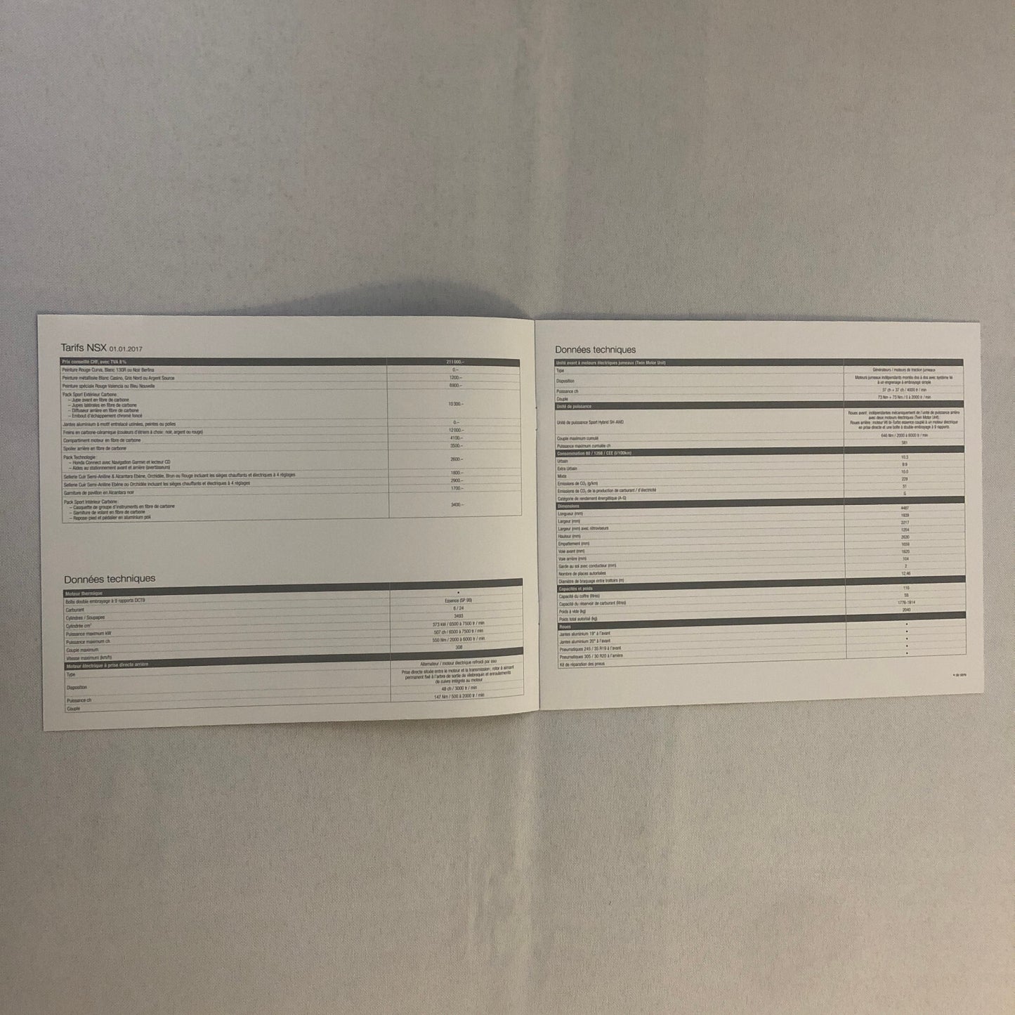 2017 Honda NSX Sales Brochure Catalog Technical Spec SWITZERLAND French Text