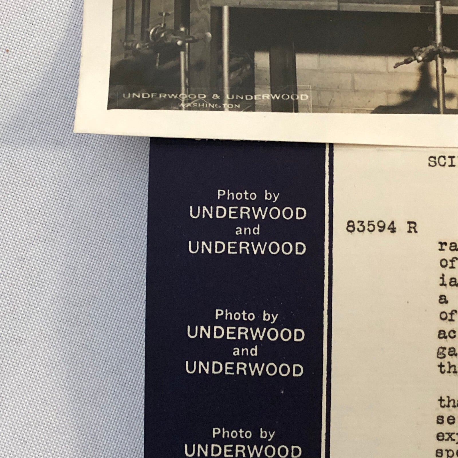 Press Photograph Photo Measuring Radioactive Material Bureau of Standards