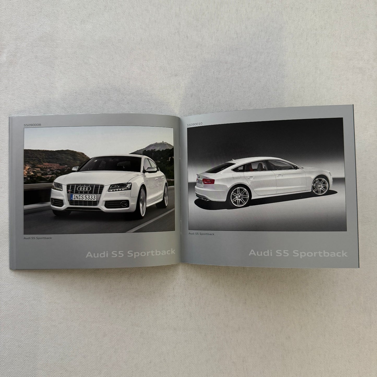2009 Audi Factory Press Kit Photo CD Brochure Audi R8 Spyder S5 Sportback