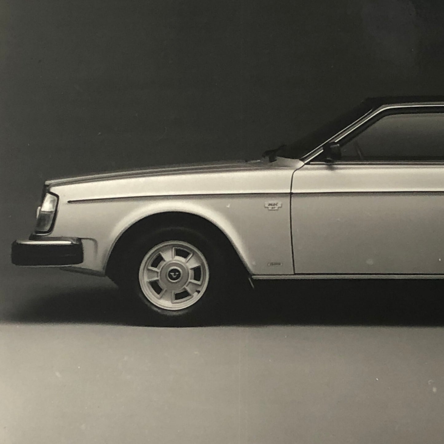 Volvo 262C Bertone Car Automobile Photo Photograph Lot of 2 Volvo 262 C 