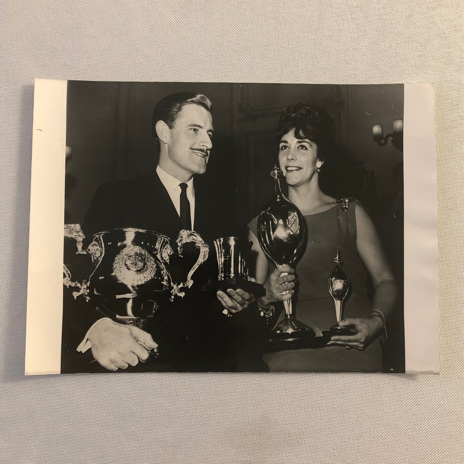 Vintage 1963 Graham Hill Racing Driver Bette Hill Press Photo Photograph