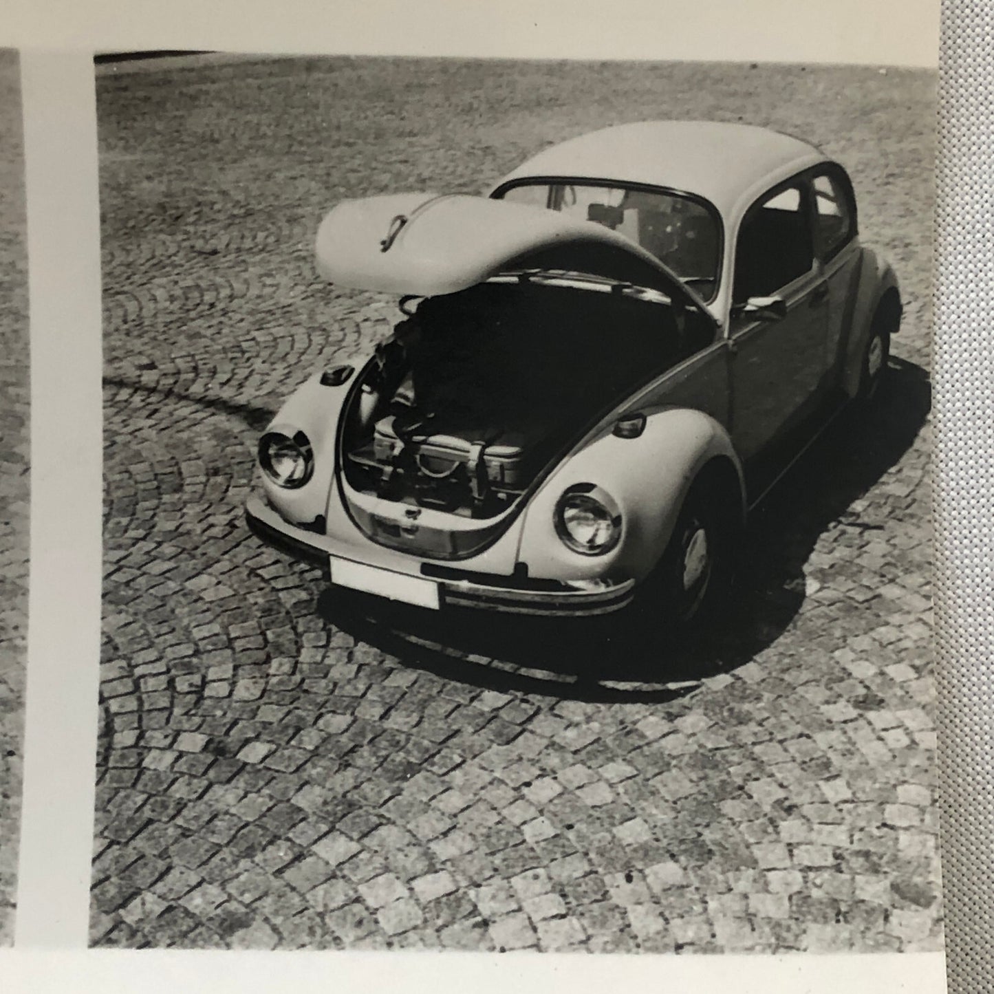 Vintage Volkswagen VW Beetle Factory Press Photo Photograph Print 1970
