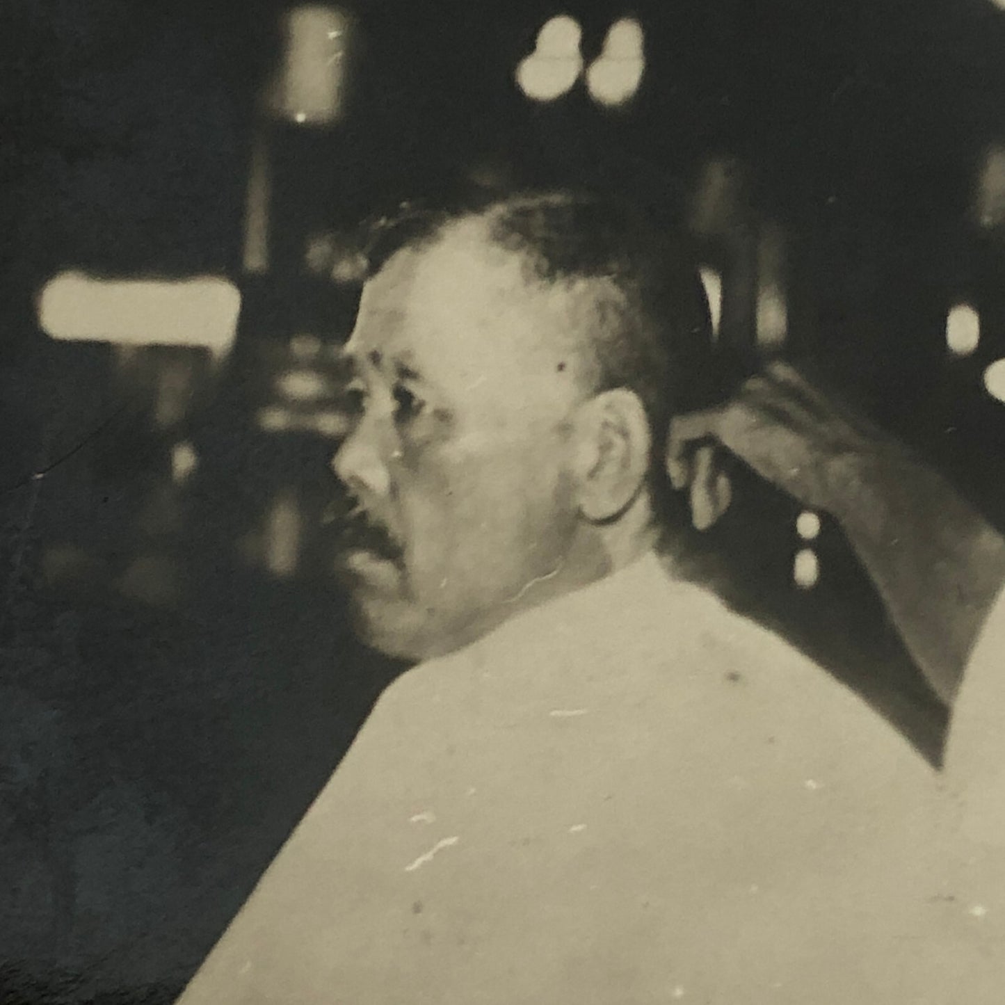 Press Photo Photograph Japanese Premier Wakatsuki Reijirō Haircut Barber