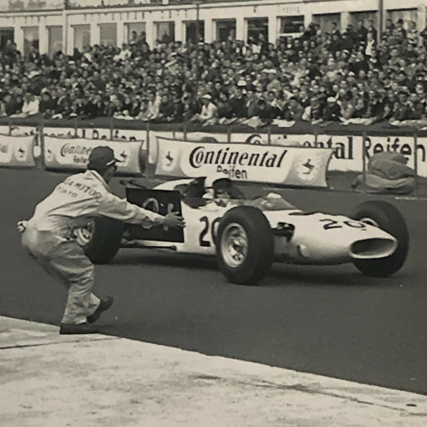 Vintage Ronnie Bucknum Honda Racing Driver Photo Photograph Print 
