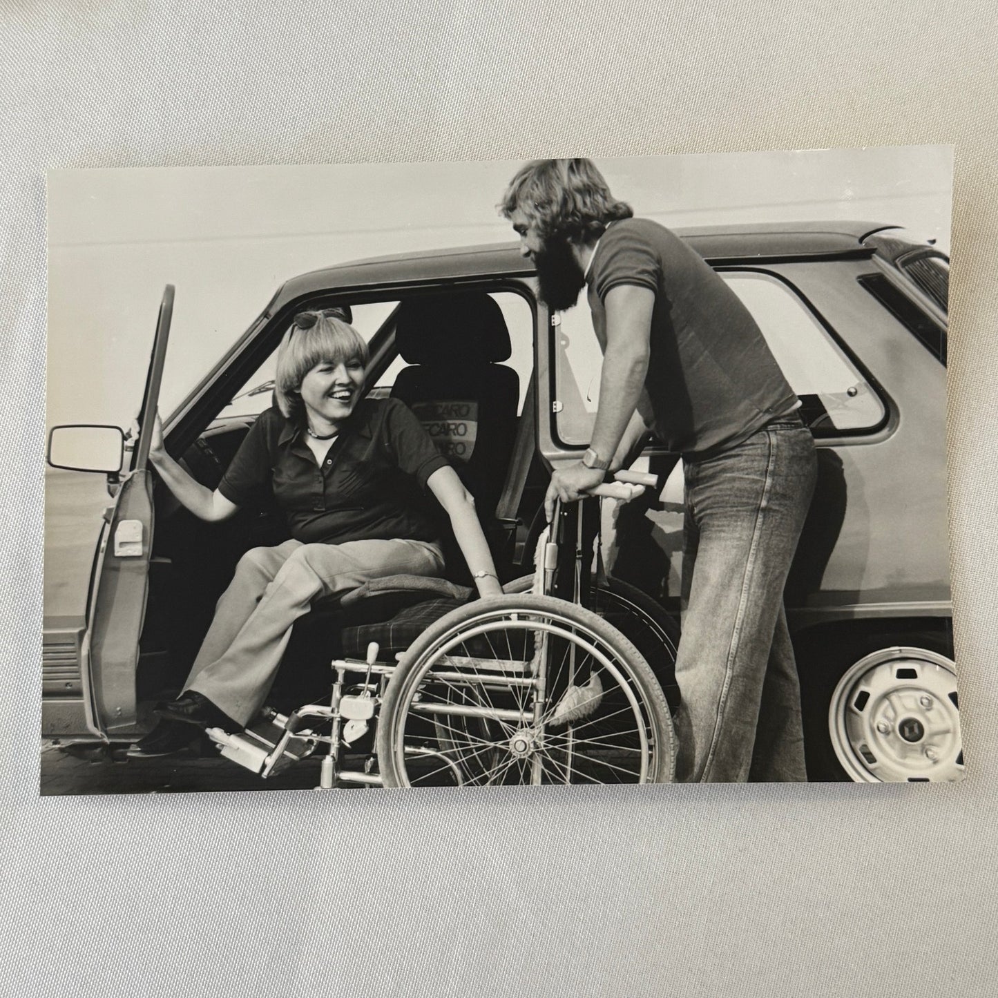 1981 Renault Disabled Driver Car Press Kit Brochure Photos Renault 5 18 Fuego