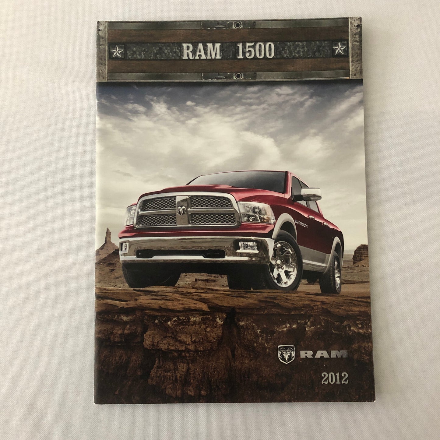 2012 Dodge Ram Pickup Truck Sales Brochure Catalog Big Horn Outdoorsman Laramie 