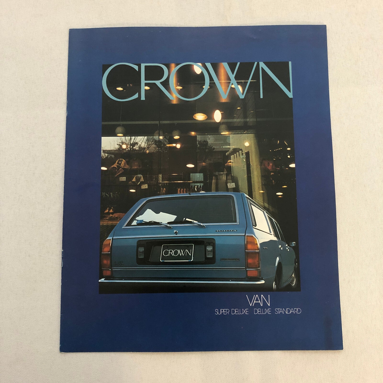 Toyota Crown Station Wagon Van Car Sales Brochure Catalog Japanese Text JDM
