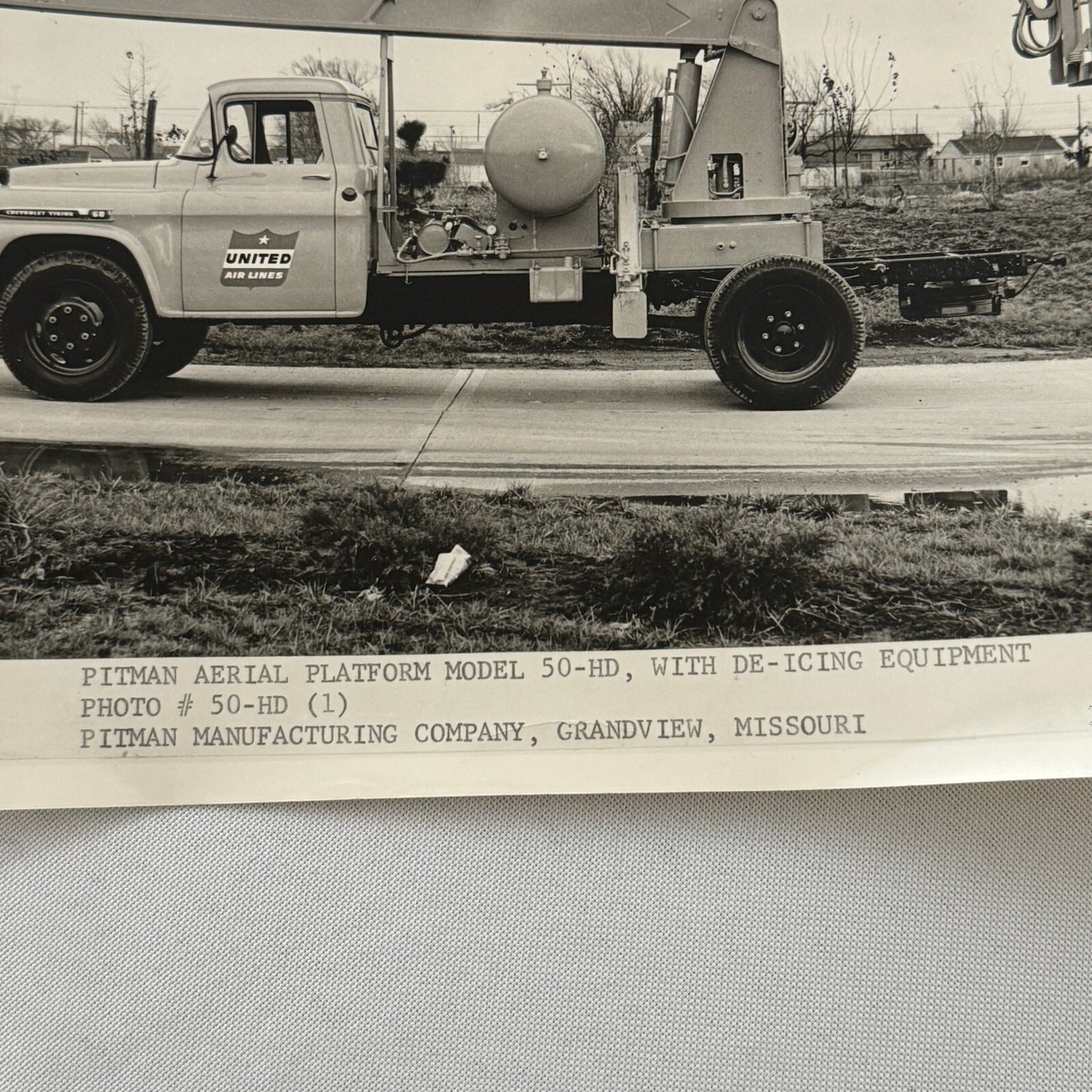 Vintage Chevrolet United Airlines De Icing Bucket Truck Photo Pitman Company