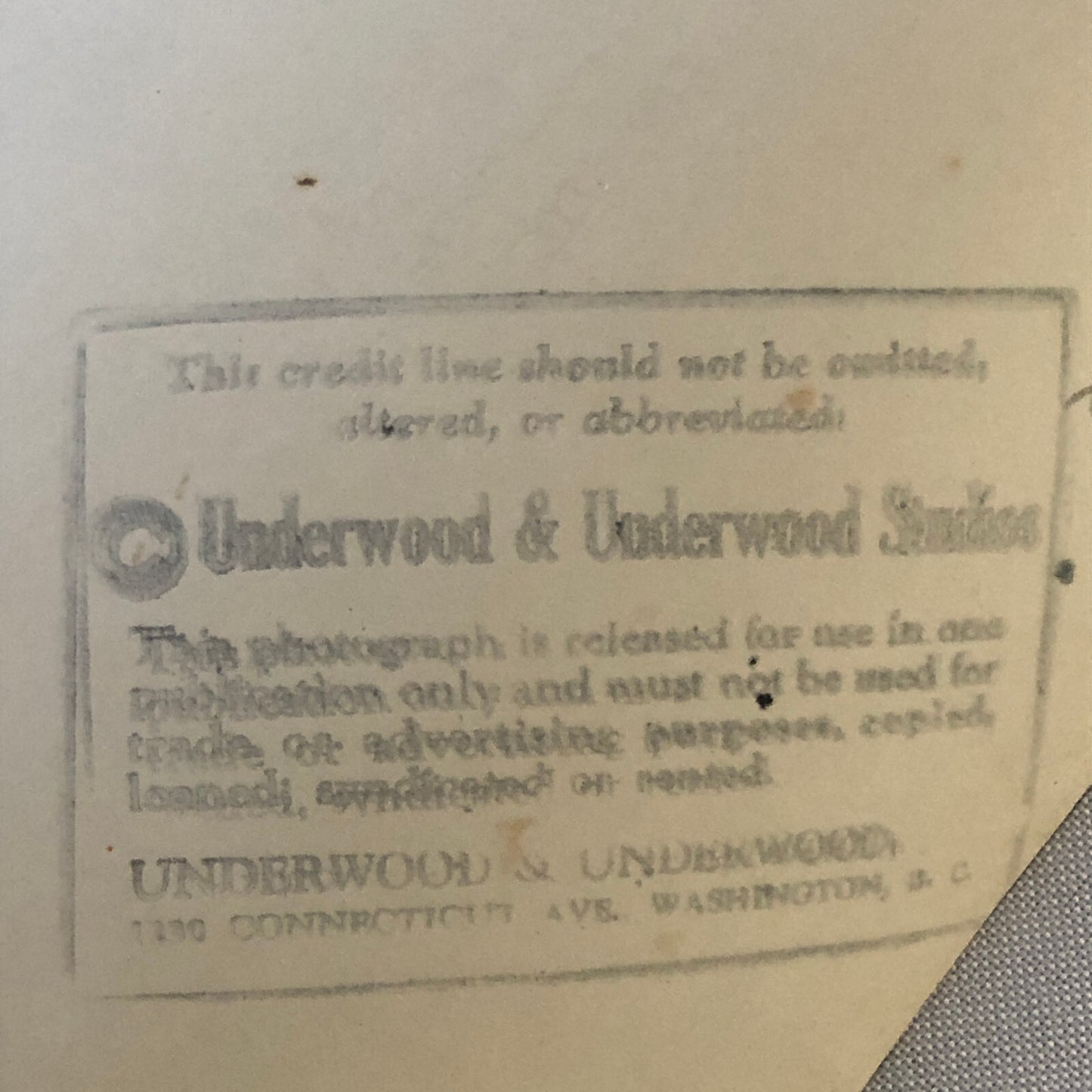 Press Photograph Photo Testing Made in America Cotton Packaging 1933 Underwood