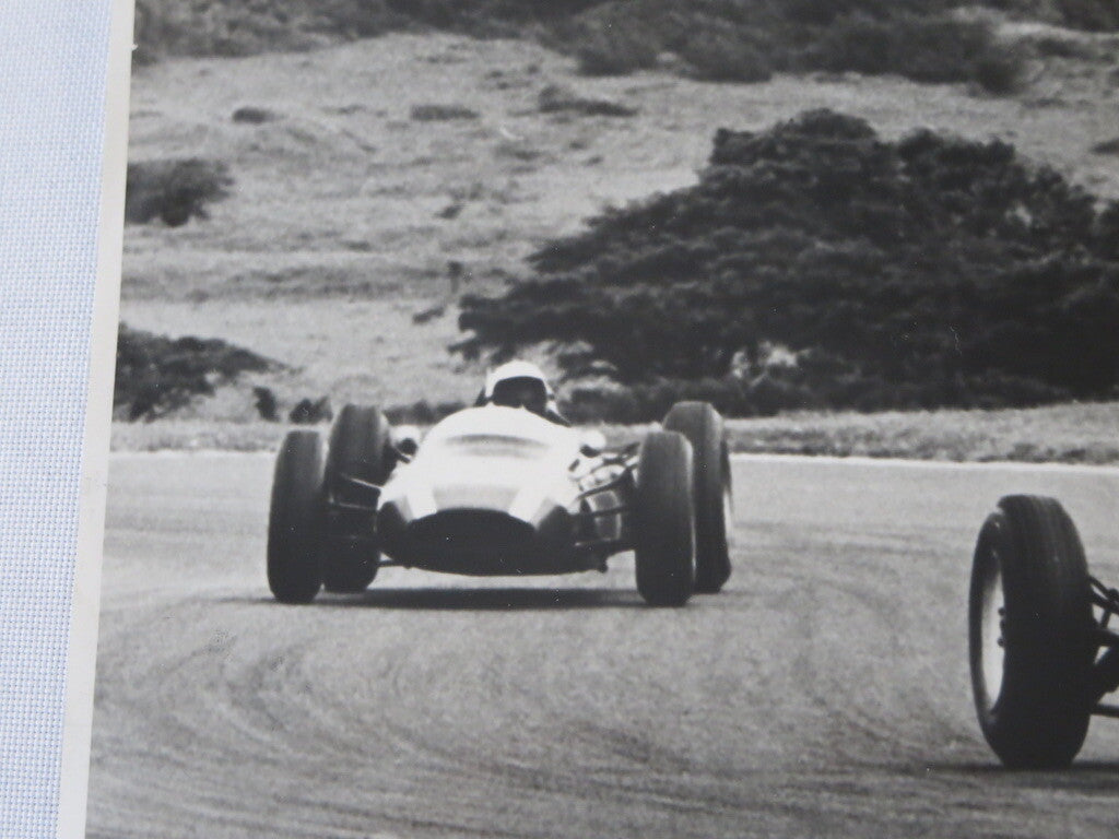 Vintage Racing Photo Photograph John Surtees Bruce McLaren 1962 South Africa 