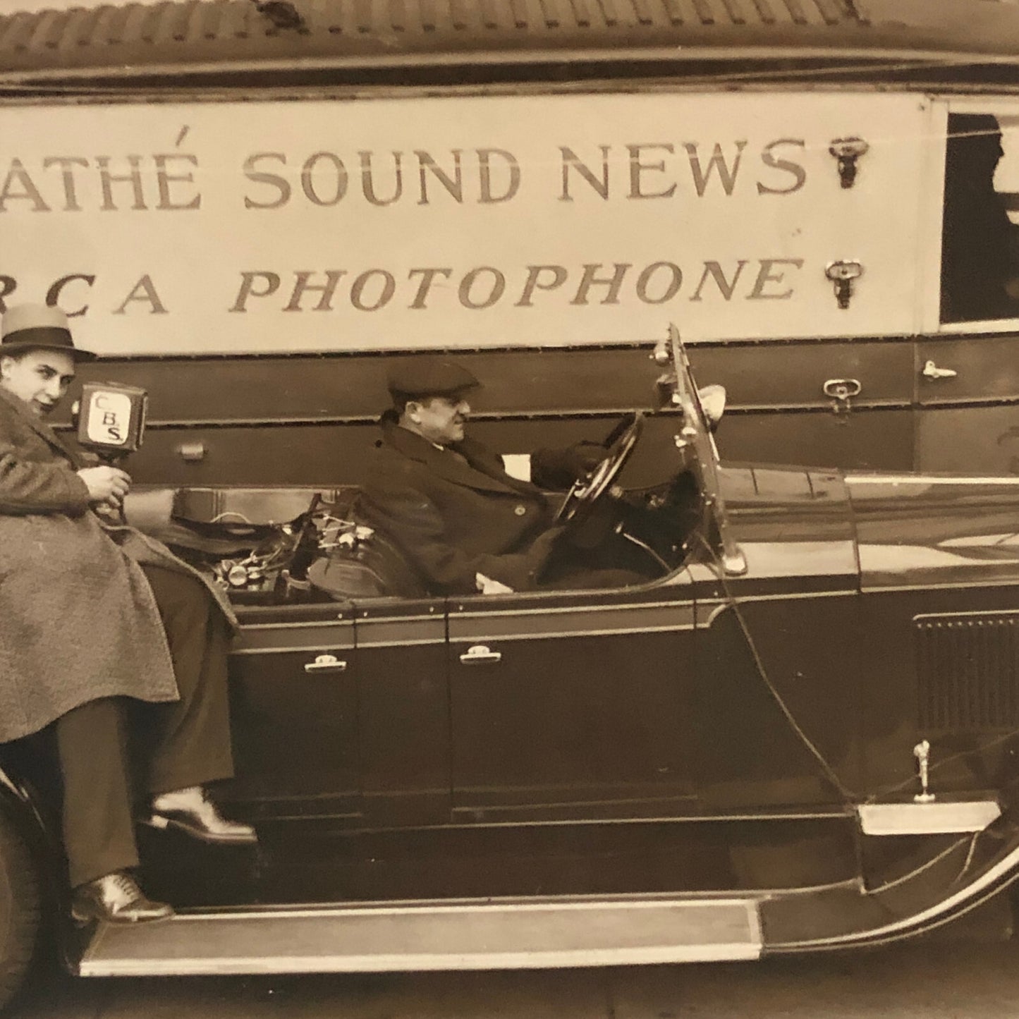 Press Photo President Franklin Roosevelt Inauguration Parade RCA Radio Car 1933