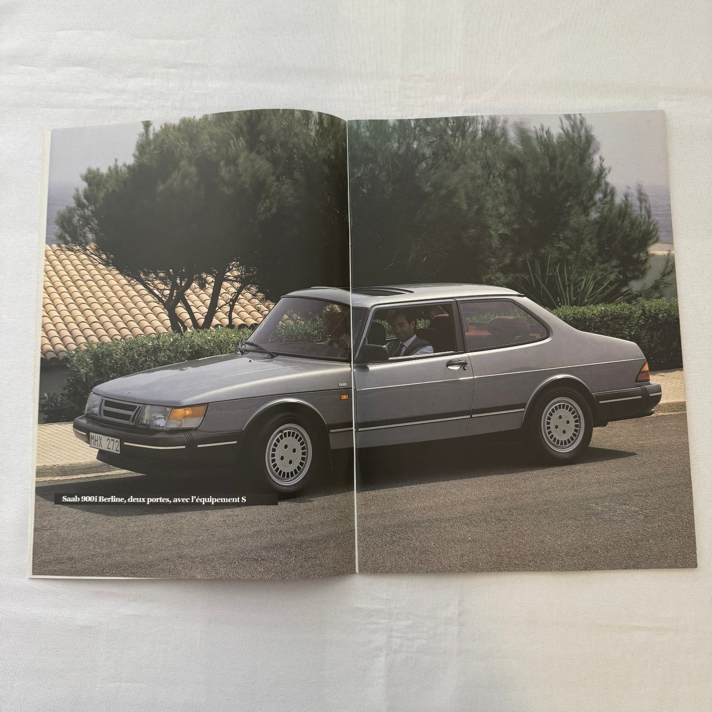 1987 Saab 900i Car Sales Brochure Catalog Vintage Saab 900 FRENCH European
