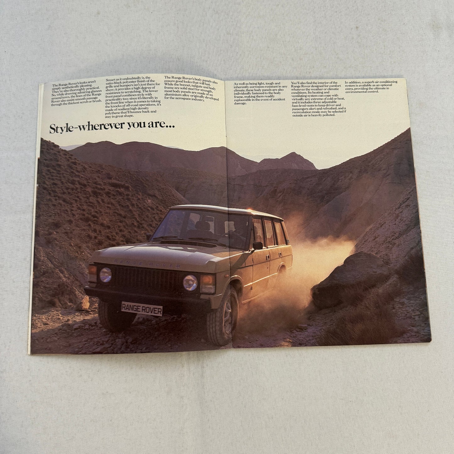 Land Rover Range Rover Sales Brochure Catalog Advertising Vintage UK
