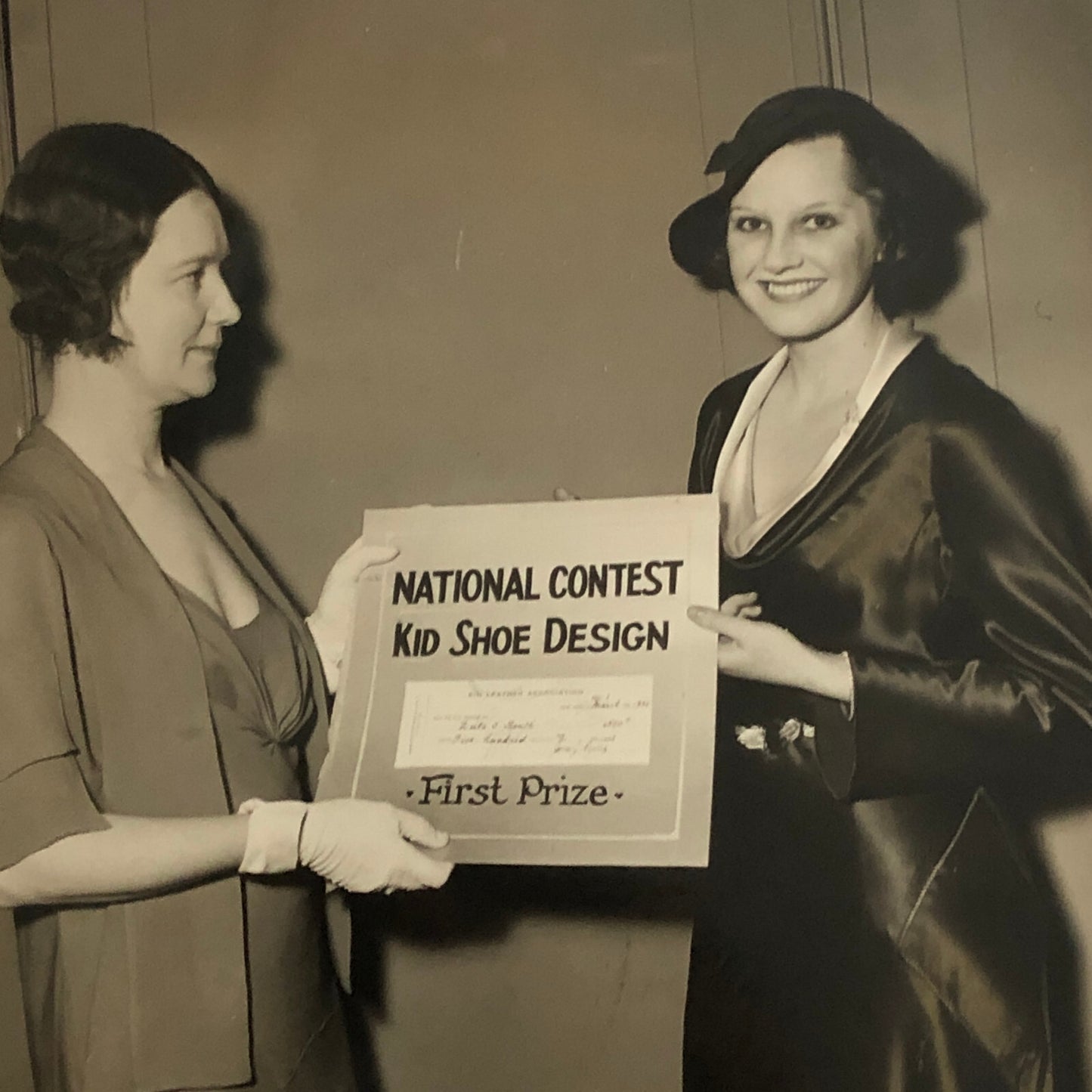 Press Photo Photograph Kid Shoe Design Contest Winner Birmingham Alabama