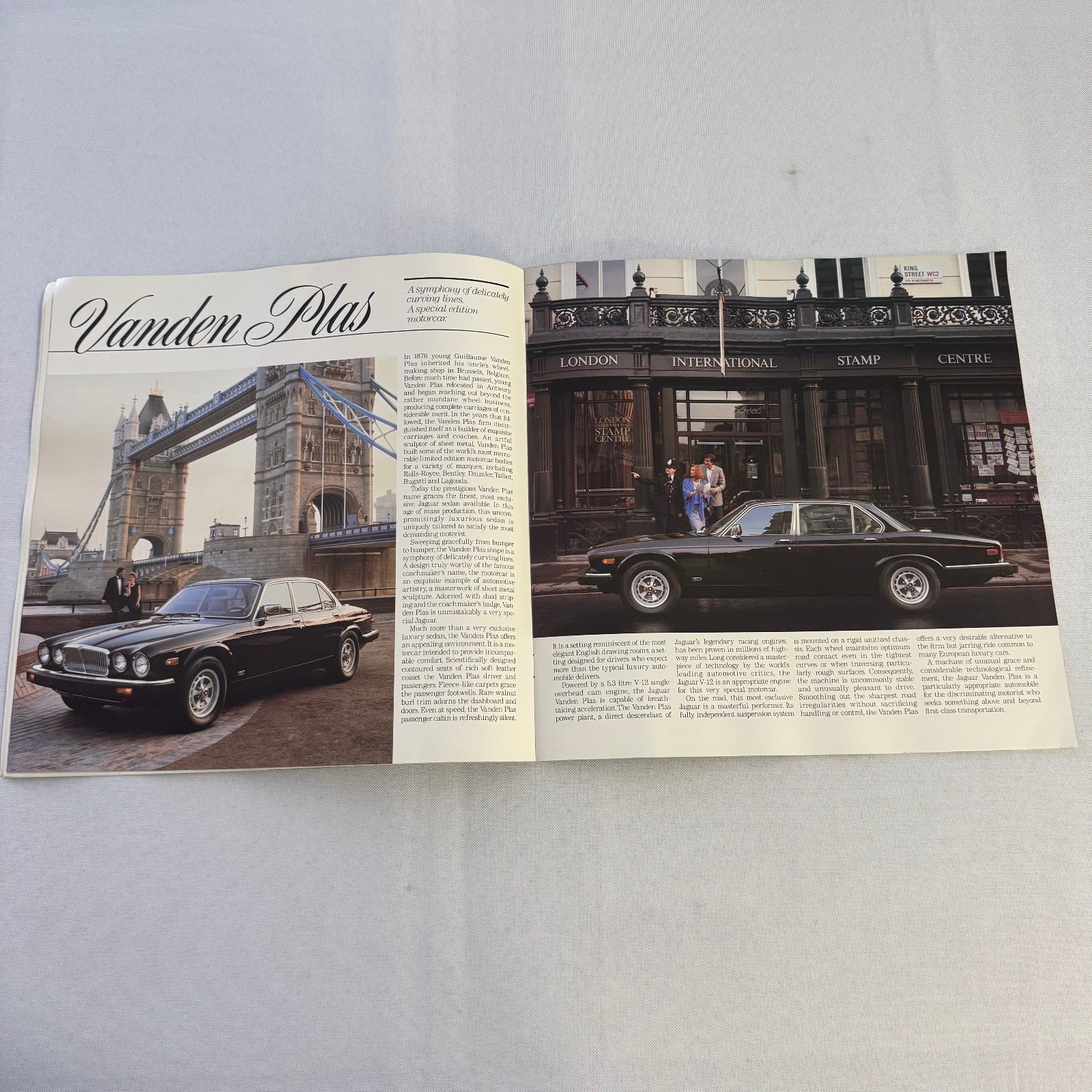 Vintage Jaguar Car Brochure XJ6 Sovereign XJ12 Plas Catalog Automobile 1985 1986