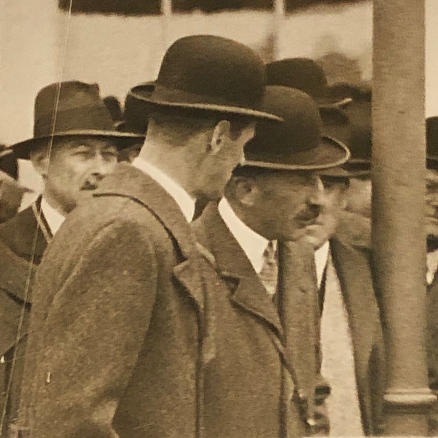 Press Photo Photograph King George Queen Mary at Horse Race Limelight 1933