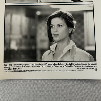 Men in Black Movie Film Press Photo Photograph Rip Torn Linda Fiorentino