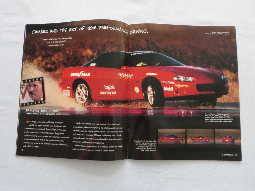 2001 Chevrolet Camaro Sales Brochure Catalog Z28 Coupe Convertible 
