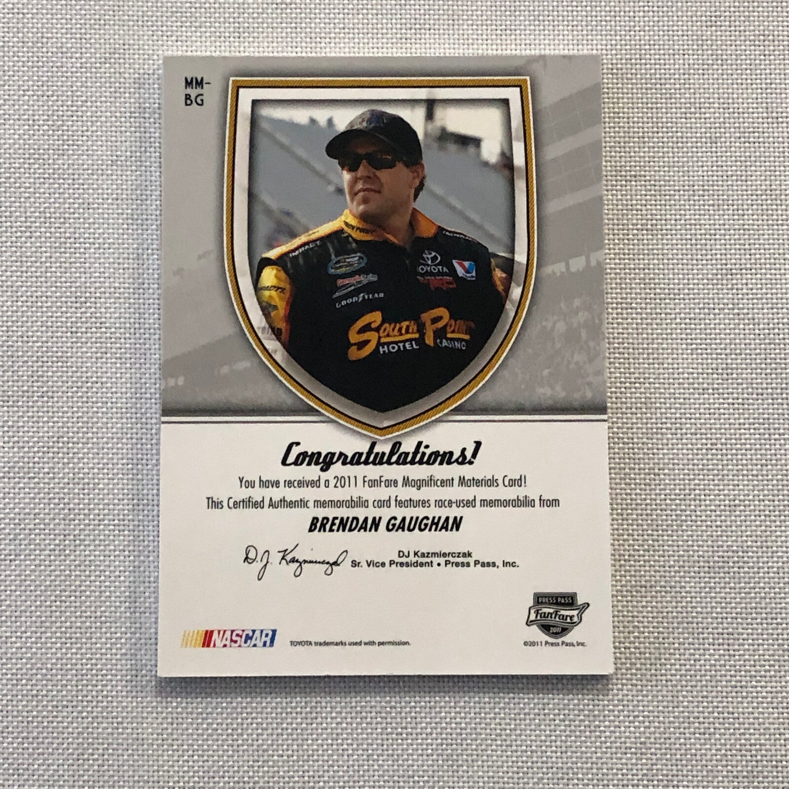 2011 Press Pass Fanfare Brendan Gaughan Race Used Tire Relic Nascar Card /199