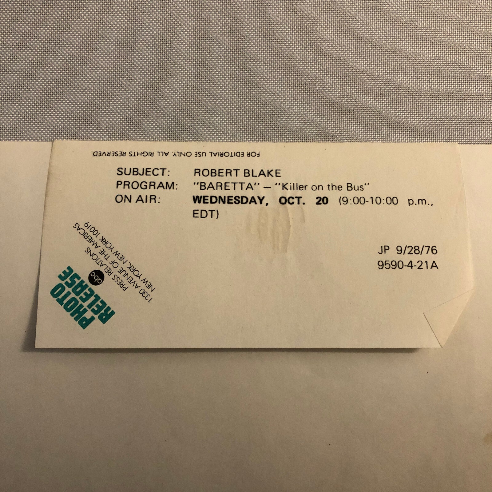 Vintage Television TV Show Press Photo Photograph Robert Blake as Tony Baretta