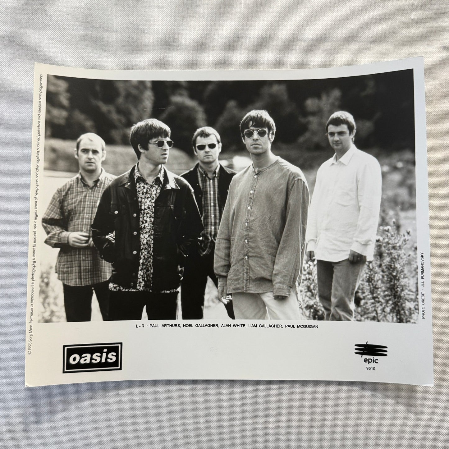Oasis Publicity Press Photo Photograph Liam Gallagher Noel Gallagher 1995