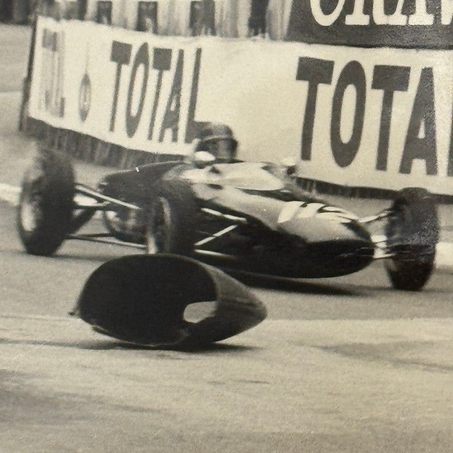 Vintage Racing Photo Crash Wreck Accident Motorsport Magazine UK Photograph
