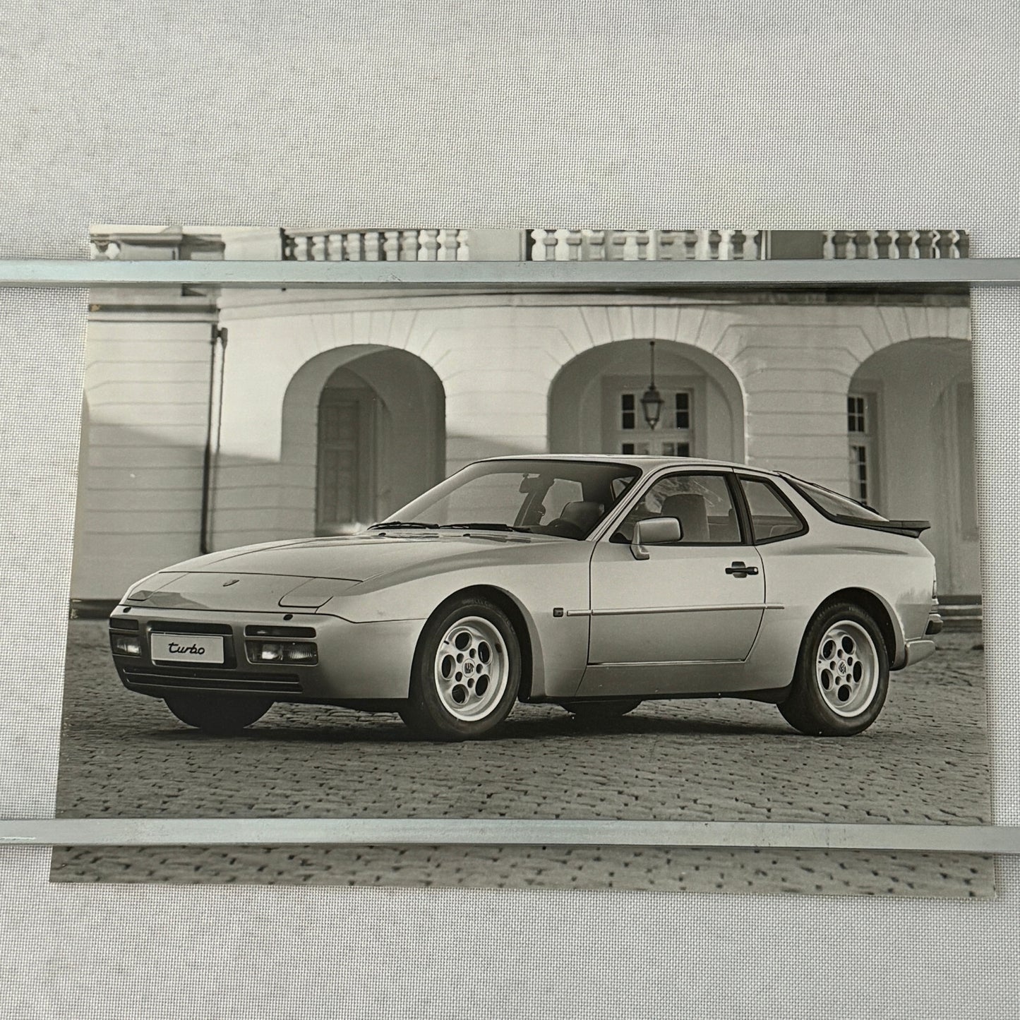 Porsche 944 Turbo Car Factory Press Photo Photograph Werkfoto German