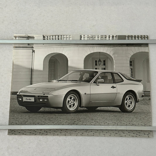 Porsche 944 Turbo Car Factory Press Photo Photograph Werkfoto German