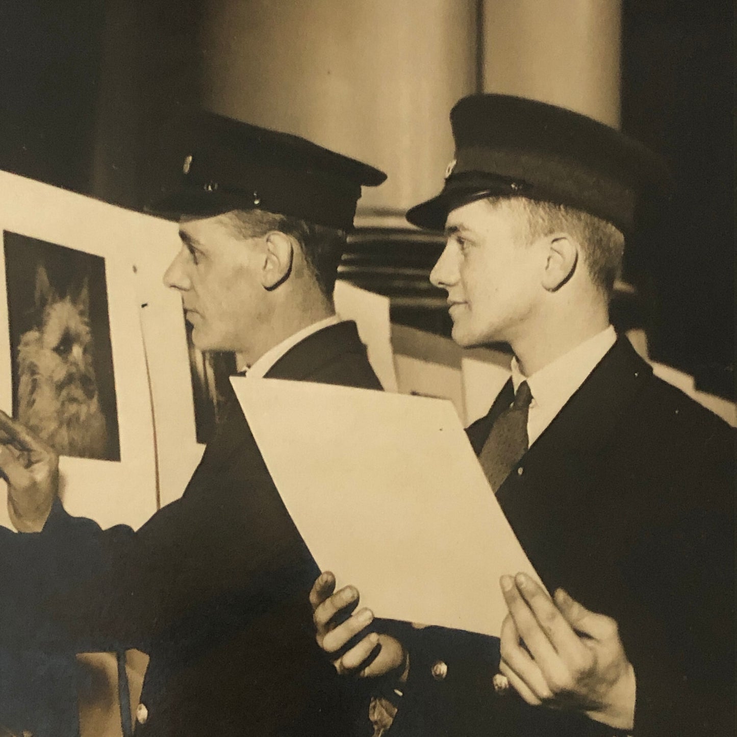 Vintage Press Photo Photograph London Midland & Scottish Railway Art Exhibit