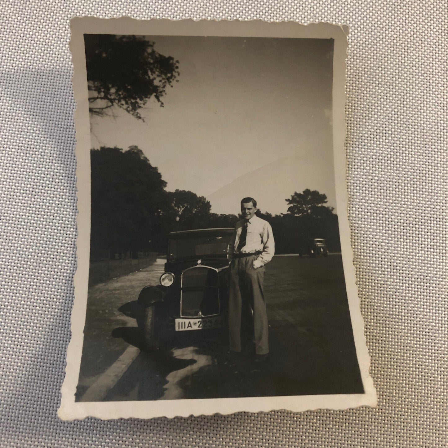 Vintage Photo Photograph Men with Antique Car Automobile 1933 Paris AL22SM1