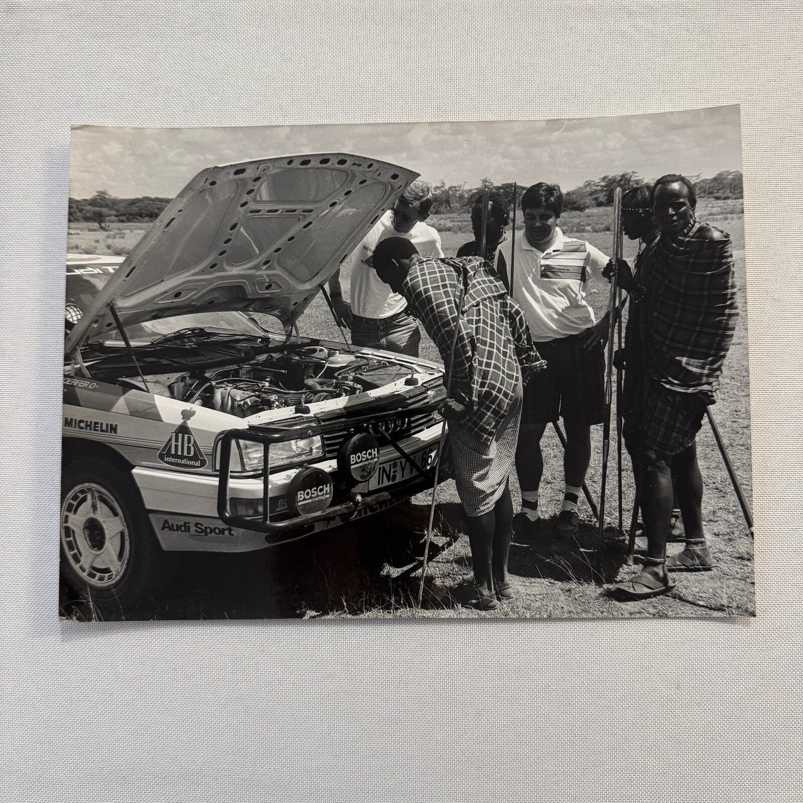 Audi 200 Quattro Safari Rallye Rally Kenya Masai Tribe Press Photo Photograph