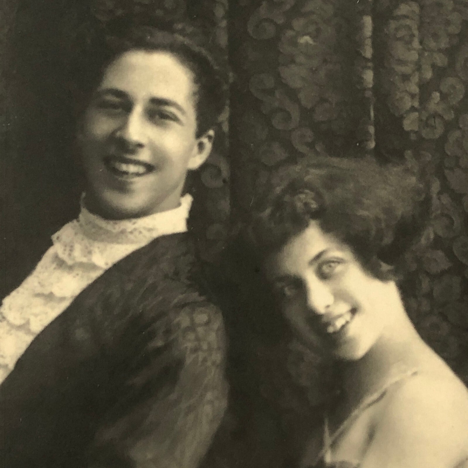 Circus or Dance Performer Photo Photograph Dancer Acrobat Geschwister Darras