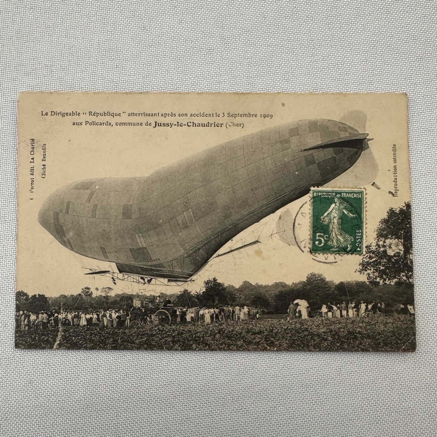 Vintage Zeppelin Airship Dirigible Postcard Post Card French La Republique