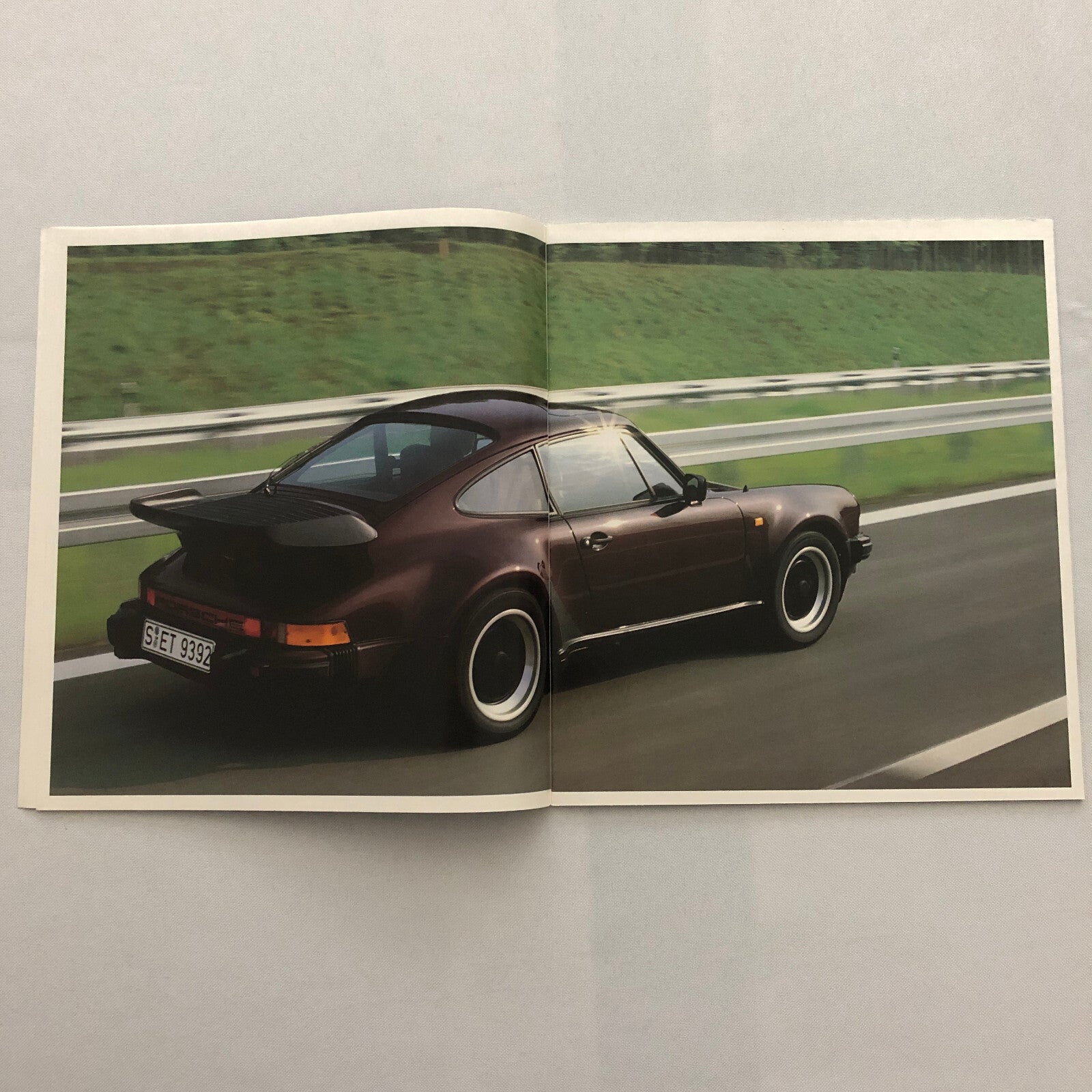 1983 Porsche 911 SC and 911 Turbo Sales Brochure Catalog Prospekt GERMAN TEXT