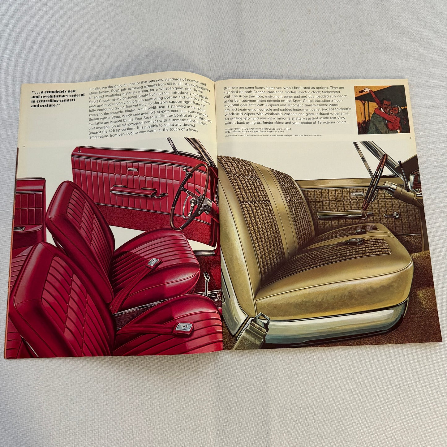 1966 Pontiac Sales Brochure Catalog Grand Parisienne Laurentian Strato Chief