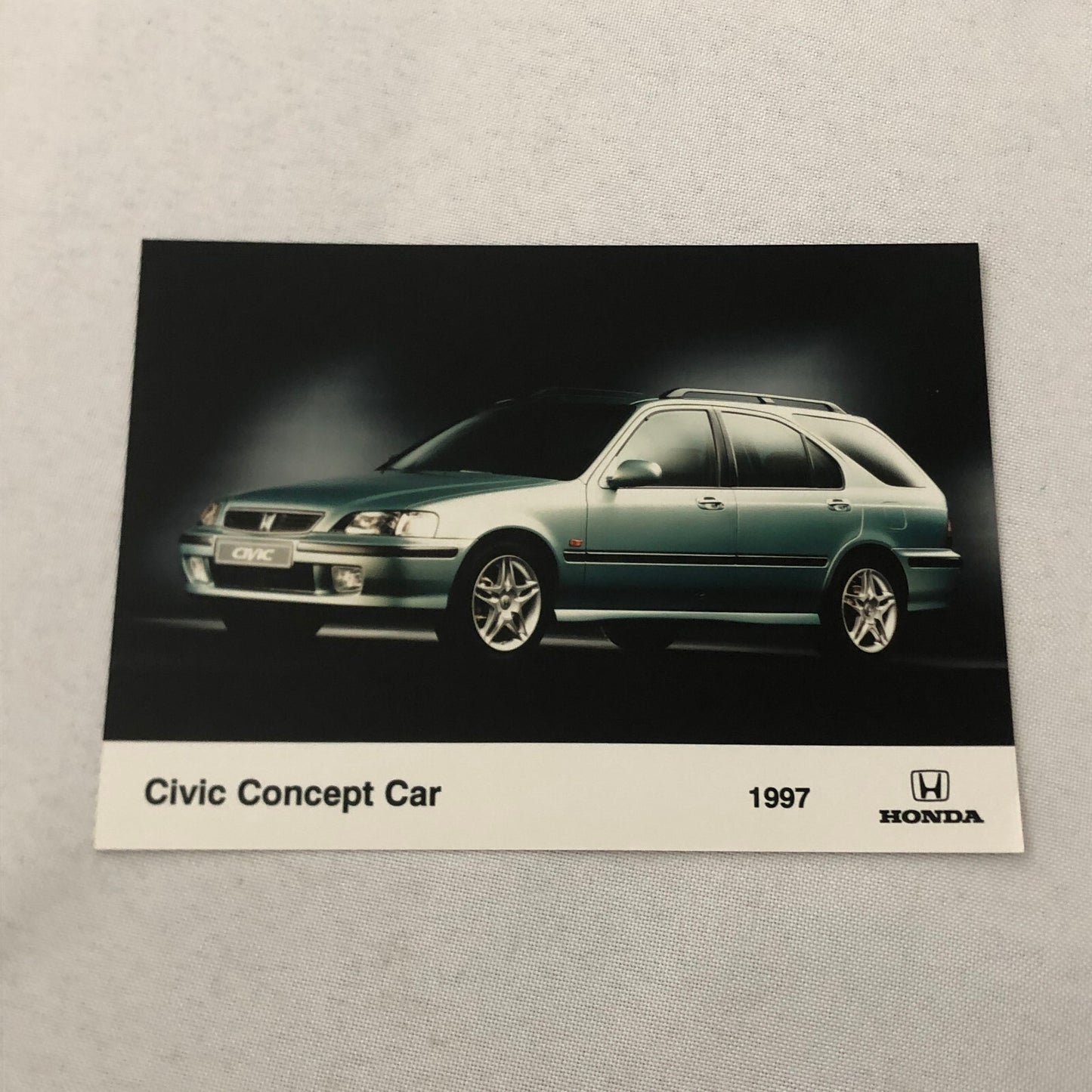 Honda Civic Station Wagon Concept Car Factory Press Photo Photograph Lot 2x 1997