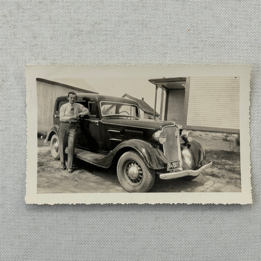 Vintage Car Automobile Snapshot Photo Photograph Man with Car DS24